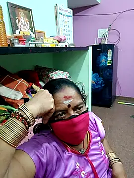 Snapshot of amuthasree chatting on October 2, 2025, 6:00 pm amuthasree online show from October 2, 2025, 6:00 pm