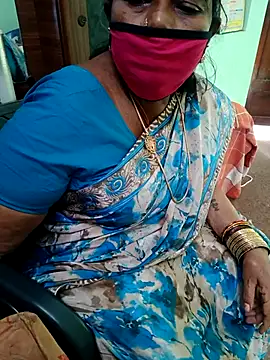 Snapshot of amuthasree chatting on September 19, 2025, 8:40 am amuthasree online show from September 19, 2025, 8:40 am