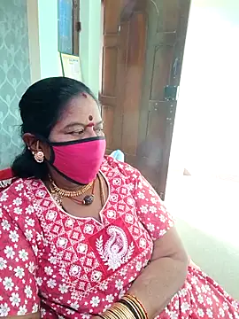 Snapshot of amuthasree chatting on September 16, 2025, 9:43 am amuthasree online show from September 16, 2025, 9:43 am