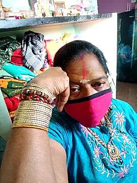 Snapshot of amuthasree chatting on September 28, 2025, 2:07 am amuthasree online show from September 28, 2025, 2:07 am