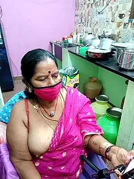 Snapshot of amuthasree chatting on September 26, 2025, 8:49 pm amuthasree online show from September 26, 2025, 8:49 pm