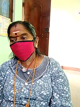 Snapshot of amuthasree chatting on October 20, 2025, 7:09 am amuthasree online show from October 20, 2025, 7:09 am