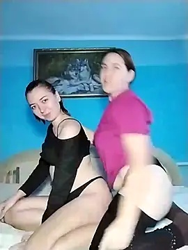 Viktoriia27 online show from December 4, 2025, 11:31 am