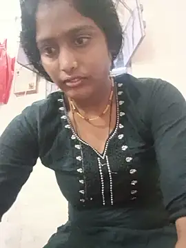 Snapshot of Guriya0076 chatting on May 26, 2026, 11:47 pm Guriya0076 online show from May 26, 2026, 11:47 pm