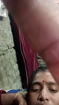 Guriya0076 online show from January 11, 2026, 7:10 pm