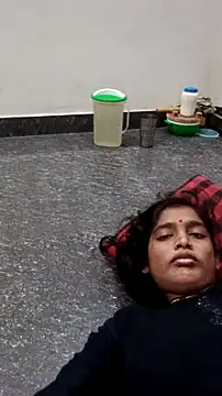 Snapshot of Guriya0076 chatting on September 13, 2025, 12:10 am Guriya0076 online show from September 13, 2025, 12:10 am