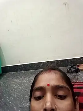 Snapshot of Guriya0076 chatting on September 10, 2025, 6:23 am Guriya0076 online show from September 10, 2025, 6:23 am