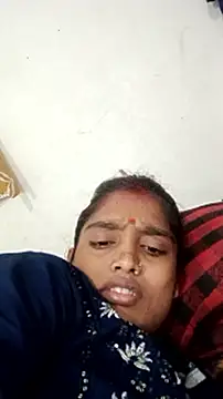 Snapshot of Guriya0076 chatting on October 28, 2025, 10:31 pm Guriya0076 online show from October 28, 2025, 10:31 pm