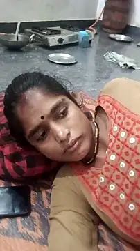 Snapshot of Guriya0076 chatting on October 13, 2025, 4:19 pm Guriya0076 online show from October 13, 2025, 4:19 pm