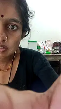 Snapshot of Guriya0076 chatting on September 19, 2025, 4:11 pm Guriya0076 online show from September 19, 2025, 4:11 pm