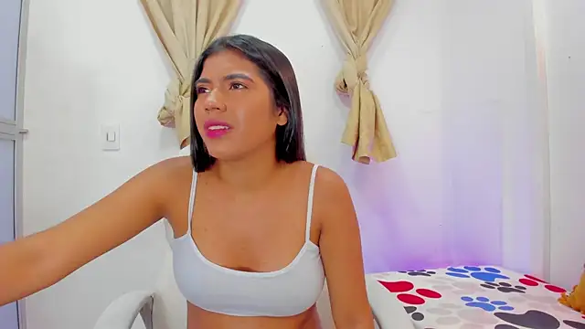 Snapshot of andrea_sanchezz chatting on December 5, 2025, 8:06 pm andrea sanchezz online show from December 5, 2025, 8:06 pm