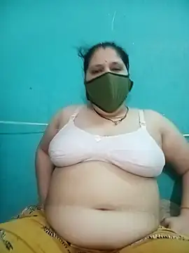 Kaja1919 online show from September 22, 2025, 4:02 pm