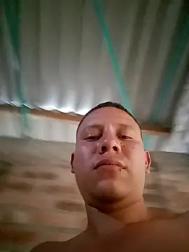 Snapshot of GaaraDiaz chatting on December 16, 2025, 7:07 pm GaaraDiaz online show from December 16, 2025, 7:07 pm