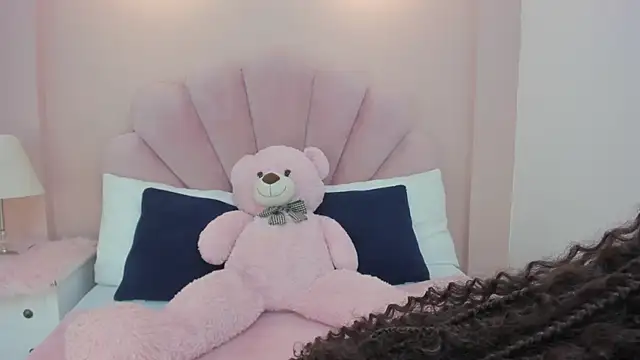 Snapshot of Melanyy_Ebonny chatting on October 23, 2025, 3:49 am Melanyy Ebonny online show from October 23, 2025, 3:49 am