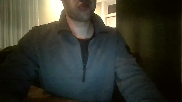 Tayatom8823 online show from October 25, 2025, 9:04 pm