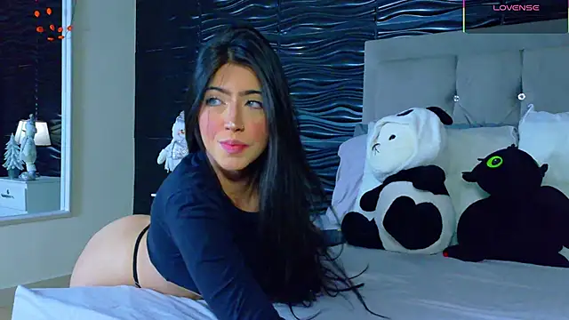 Snapshot of Ambar_Bull chatting on December 20, 2025, 1:03 pm Ambar Bull online show from December 20, 2025, 1:03 pm