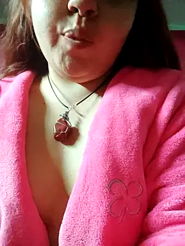 Snapshot of melisa_hot420 chatting on October 26, 2025, 5:41 am melisa hot420 online show from October 26, 2025, 5:41 am