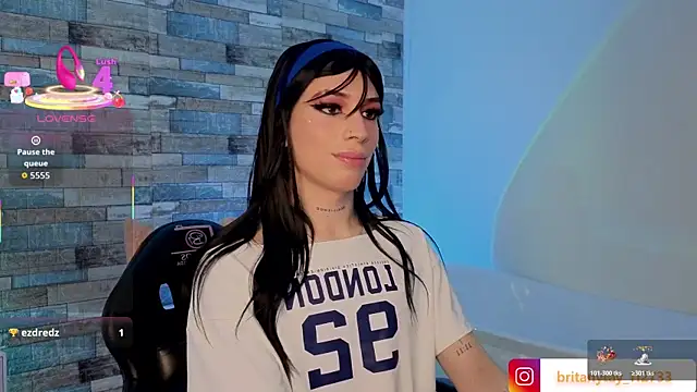 boyfox tay online show from November 28, 2025, 3:39 am