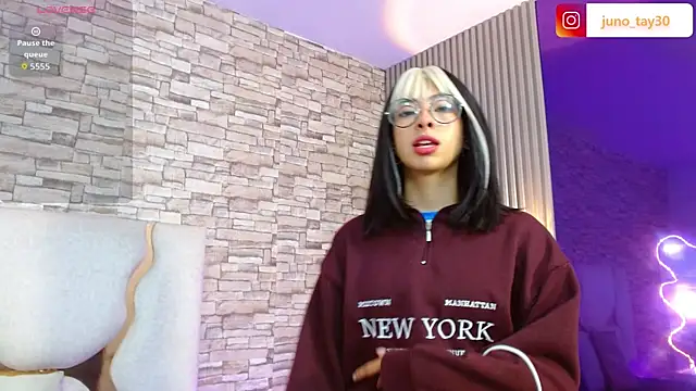 Snapshot of juno_tay chatting on October 25, 2025, 11:53 am juno tay online show from October 25, 2025, 11:53 am