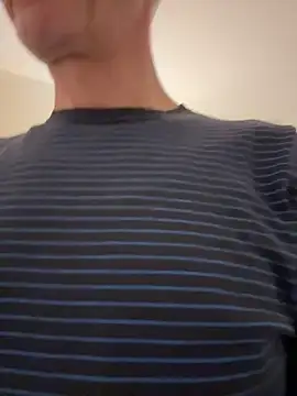 Snapshot of SexyLeon8 chatting on December 16, 2025, 3:27 pm SexyLeon8 online show from December 16, 2025, 3:27 pm