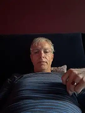 Snapshot of SexyLeon8 chatting on December 15, 2025, 12:55 pm SexyLeon8 online show from December 15, 2025, 12:55 pm