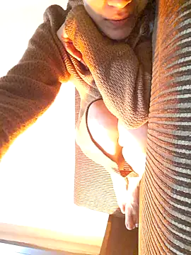 Snapshot of babe_jasmine chatting on November 29, 2025, 11:10 am babe jasmine online show from November 29, 2025, 11:10 am