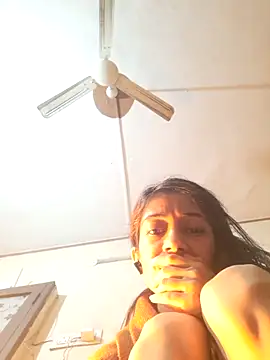 Snapshot of babe_jasmine chatting on December 2, 2025, 9:11 am babe jasmine online show from December 2, 2025, 9:11 am