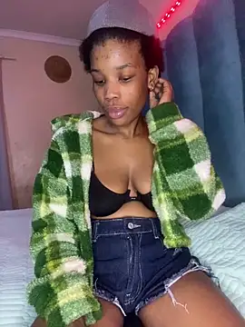 Caramel Mellow online show from March 25, 2026, 2:01 am