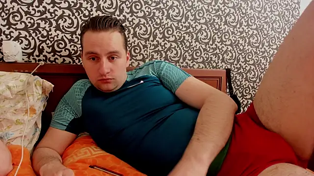 romiosabrino online show from April 18, 2026, 11:45 am