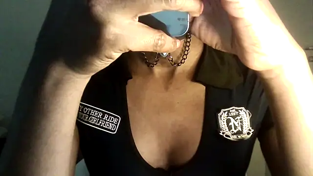 Chatdoll2 online show from April 3, 2026, 11:38 am