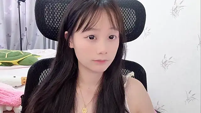 puppy-999 online show from May 25, 2026, 1:16 am