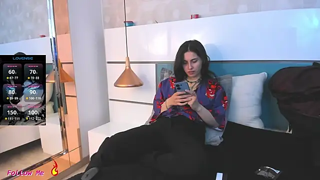 Ashkoreh online show from February 4, 2026, 6:03 pm