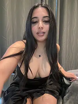 Snapshot of LilMisIndianx chatting on September 22, 2025, 7:25 am LilMisIndianx online show from September 22, 2025, 7:25 am