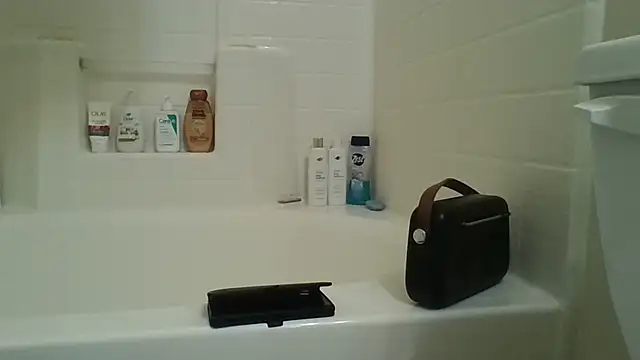 Snapshot of Scott654538 chatting on October 16, 2025, 4:04 pm Scott654538 online show from October 16, 2025, 4:04 pm