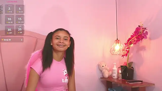 Snapshot of liz7skinny chatting on November 29, 2025, 9:37 pm liz7skinny online show from November 29, 2025, 9:37 pm