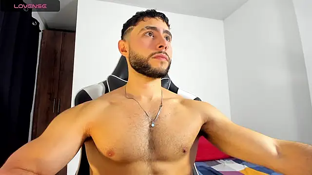 Snapshot of bryan_mugn chatting on November 13, 2025, 4:38 am bryan mugn online show from November 13, 2025, 4:38 am