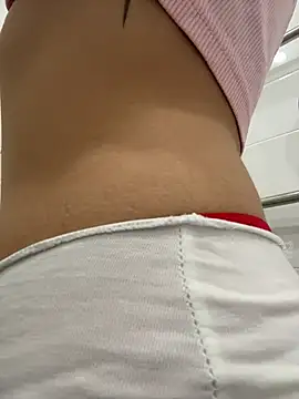 Snapshot of Cum_girlss chatting on June 27, 2026, 4:29 am Cum girlss online show from June 27, 2026, 4:29 am