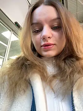 Snapshot of Cum_girlss chatting on October 9, 2025, 4:24 am Cum girlss online show from October 9, 2025, 4:24 am