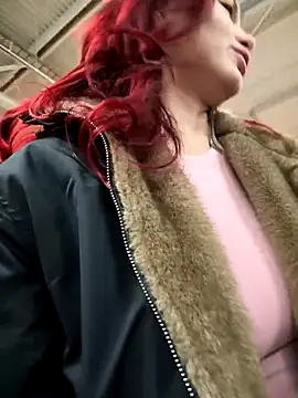 Snapshot of Cum_girlss chatting on November 28, 2025, 7:25 pm Cum girlss online show from November 28, 2025, 7:25 pm