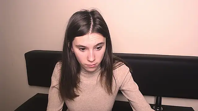 RosaRay  online show from February 9, 2026, 9:40 am