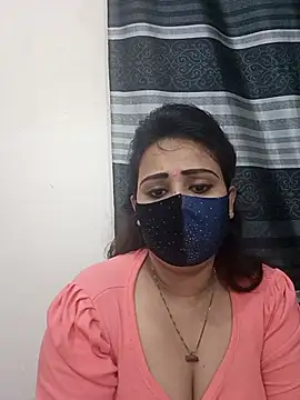 Snapshot of Mow_955 chatting on September 17, 2025, 5:26 pm Mow 955 online show from September 17, 2025, 5:26 pm
