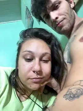 Snapshot of luizaguineto chatting on September 13, 2025, 4:12 am luizaguineto online show from September 13, 2025, 4:12 am