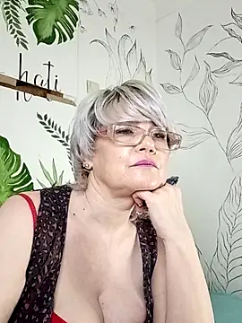 Catty Lady online show from March 28, 2026, 7:48 pm