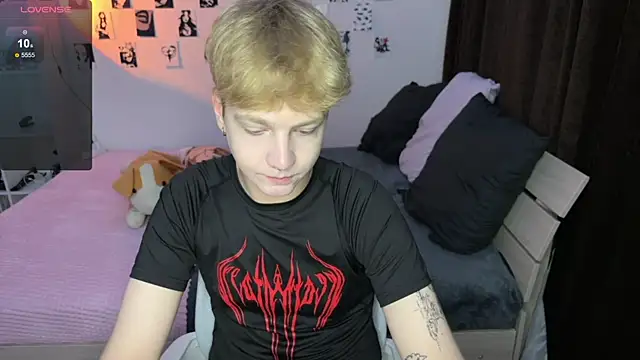 Snapshot of olivertasty chatting on September 12, 2025, 5:24 pm olivertasty online show from September 12, 2025, 5:24 pm