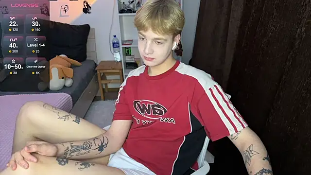 Snapshot of olivertasty chatting on September 8, 2025, 4:06 pm olivertasty online show from September 8, 2025, 4:06 pm