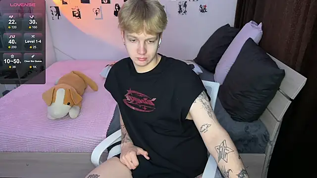Snapshot of olivertasty chatting on September 12, 2025, 4:01 am olivertasty online show from September 12, 2025, 4:01 am