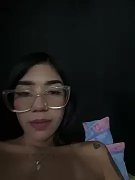 Snapshot of ElaRose_12 chatting on February 10, 2026, 10:20 pm ElaRose 12 online show from February 10, 2026, 10:20 pm