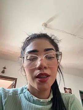 ElaRose 12 online show from April 6, 2026, 7:59 pm