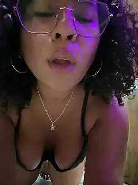 Snapshot of anto_rochiz chatting on March 2, 2026, 5:08 am anto rochiz online show from March 2, 2026, 5:08 am