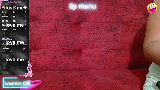 Snapshot of naomi_powel chatting on February 13, 2026, 9:04 pm naomi powel online show from February 13, 2026, 9:04 pm